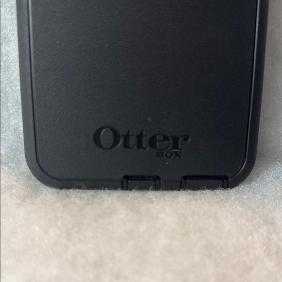 OtterBox Black Defender Series Phone Case IPhone 6/6S - Picture 3 of 4